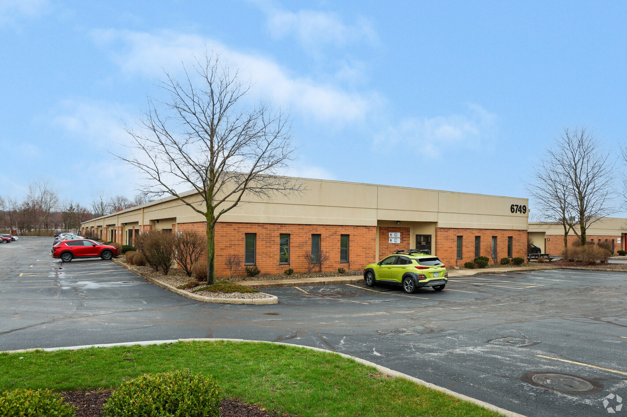 6749 Engle Rd, Middleburg Heights, OH for Rent