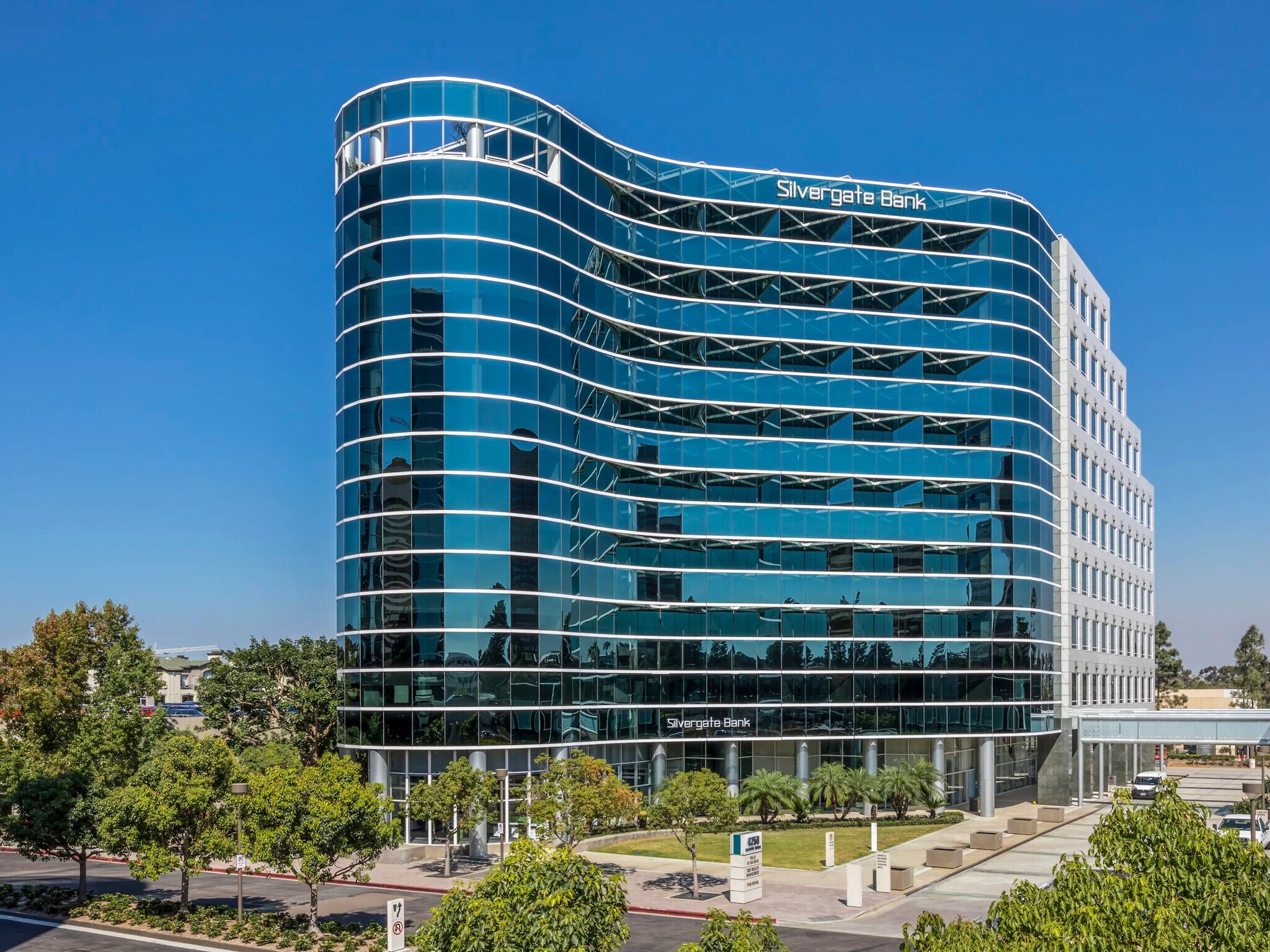 4270 Executive Sq, La Jolla, CA for Rent