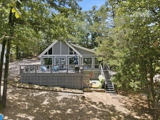 Scroggins, TX Residential Income - 108 E Barker Creek Dr