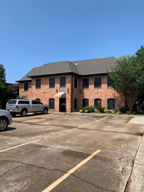 12611 Jones Rd, Houston, TX for Rent