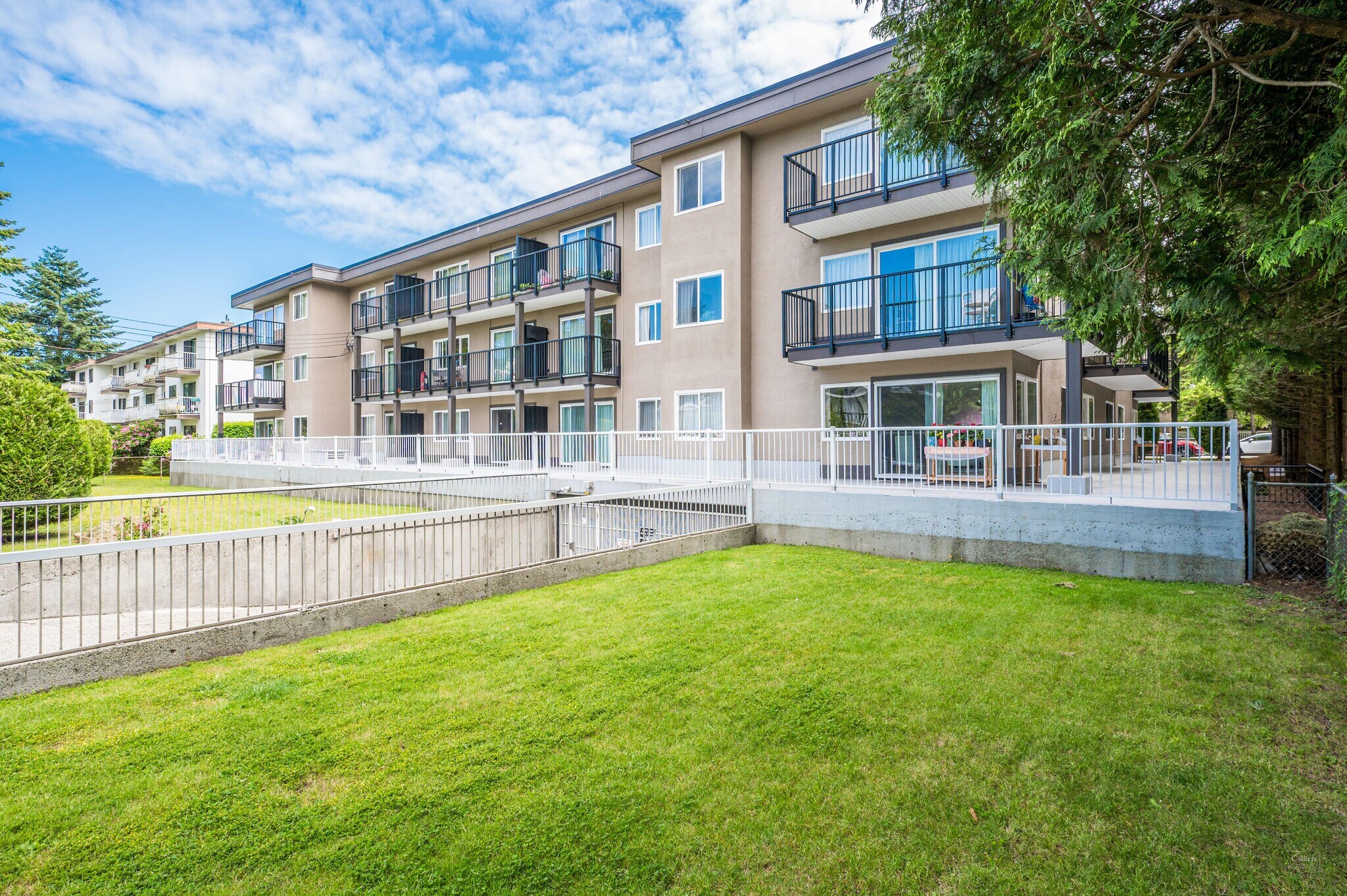 5087 Irving St, Burnaby, BC for Sale