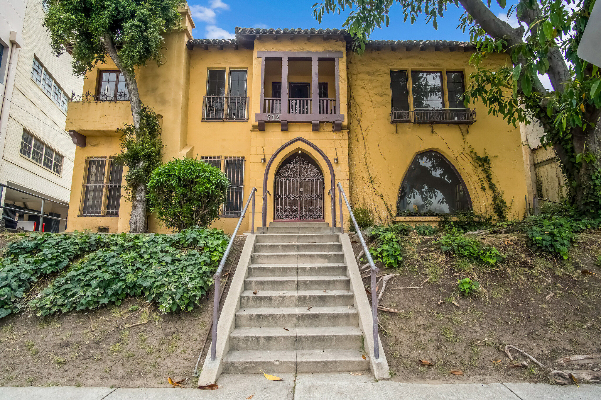 712 S Stanley Ave, Los Angeles, CA for Sale