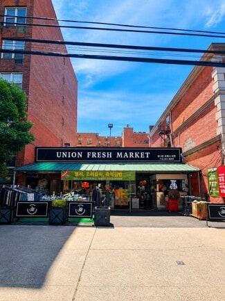Flushing, NY Retail - 14206 41st Ave Flushing, NY Retail - 14206 41st Ave