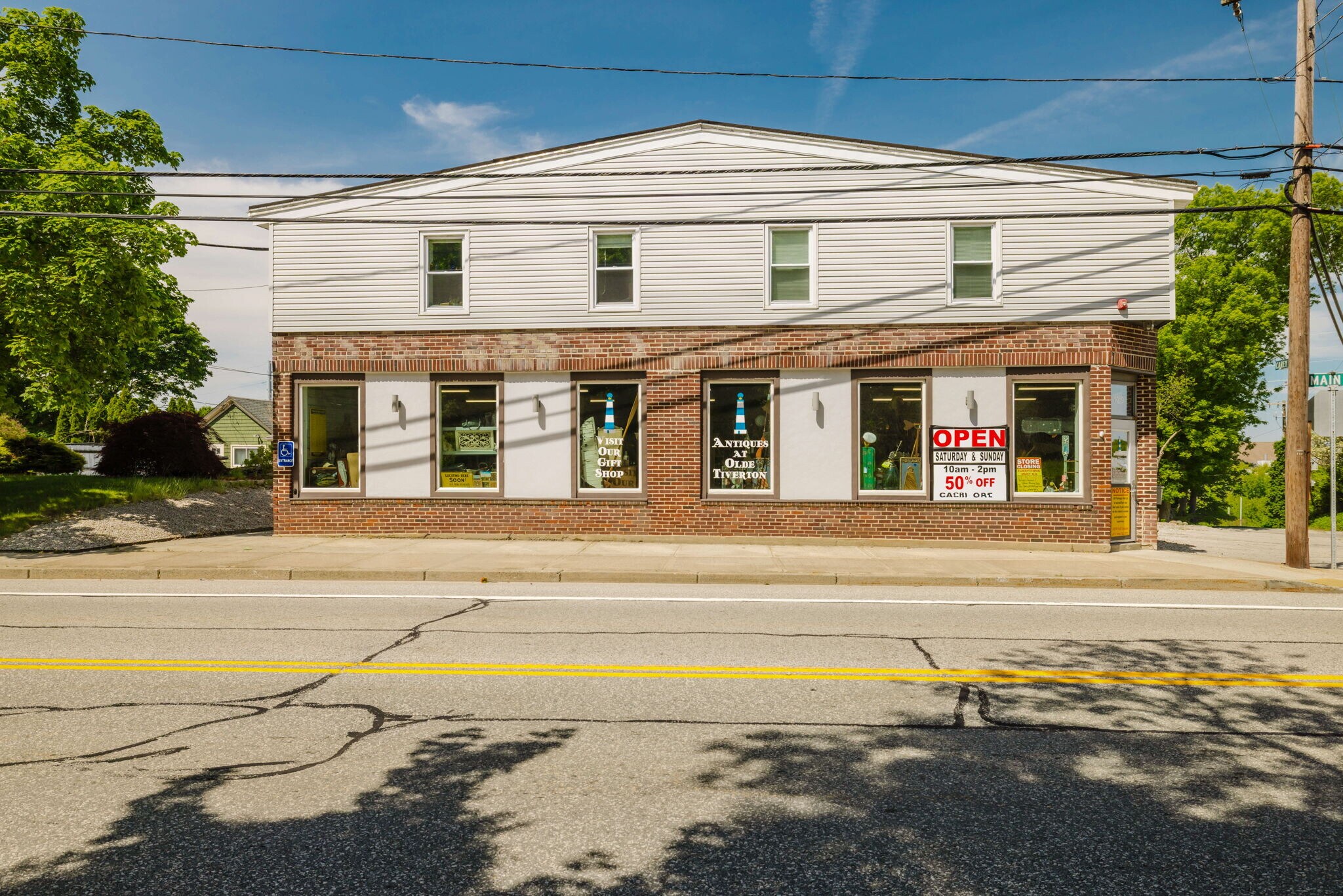 1019 Main Rd, Tiverton, RI for Sale