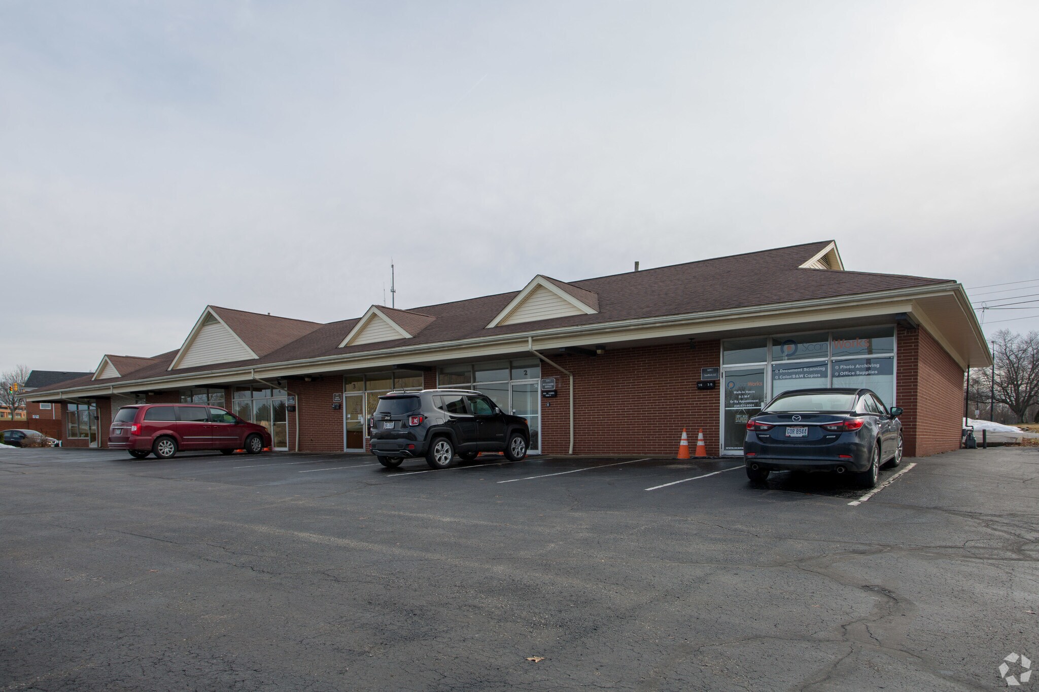 1630 Schiller Ave, Cuyahoga Falls, OH for Rent
