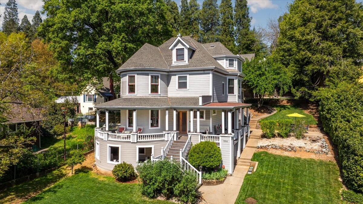 358 Mill St, Grass Valley, CA for Sale