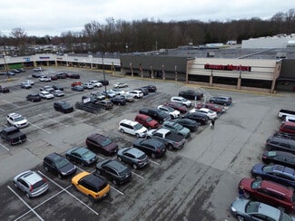 Grove City, PA Retail - 15-49 Pine Grove Sq