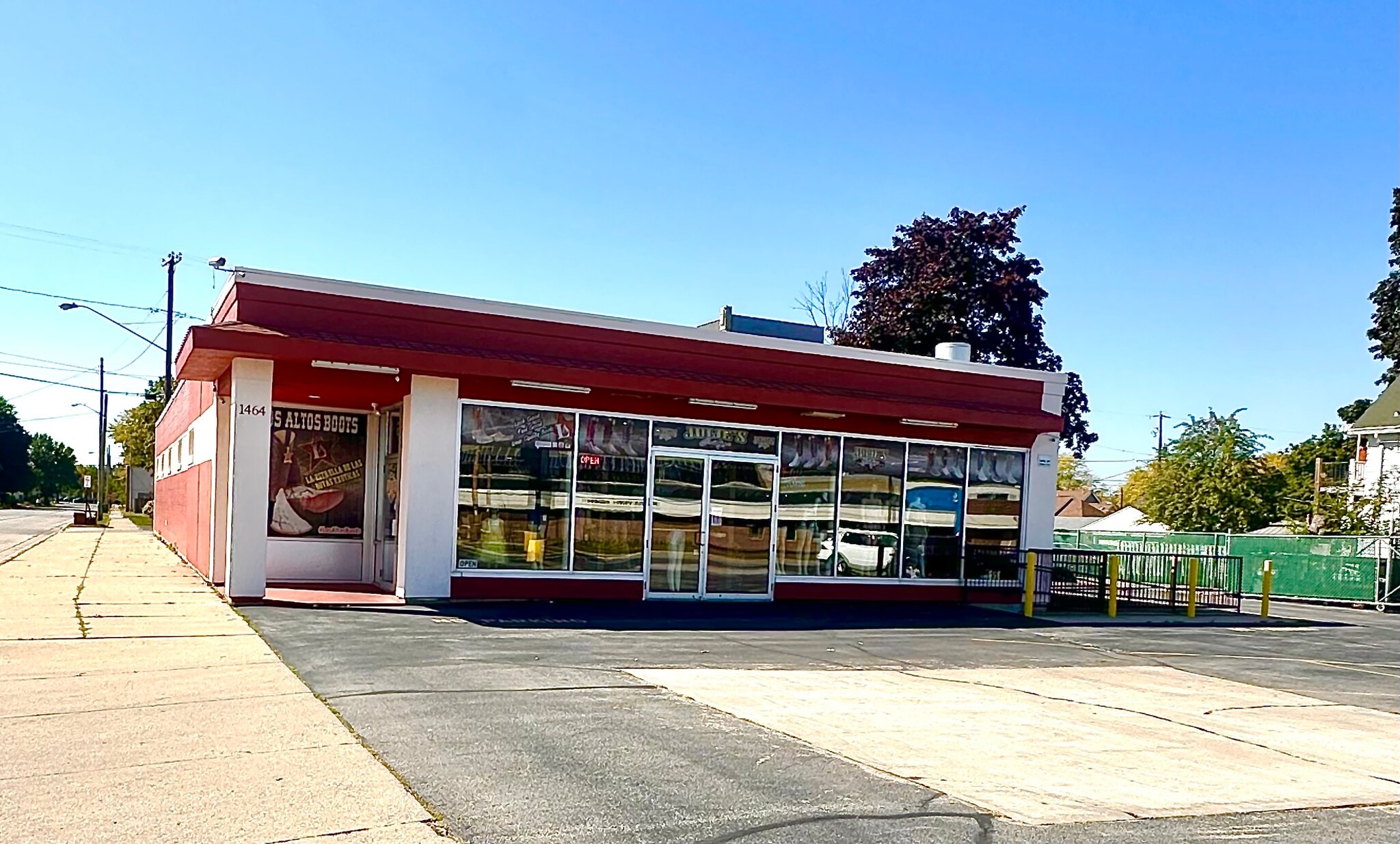 1464 University Ave, Green Bay, WI for Sale