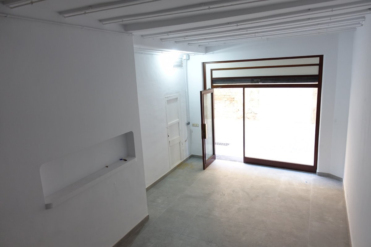 , Igualada, BAR for Rent