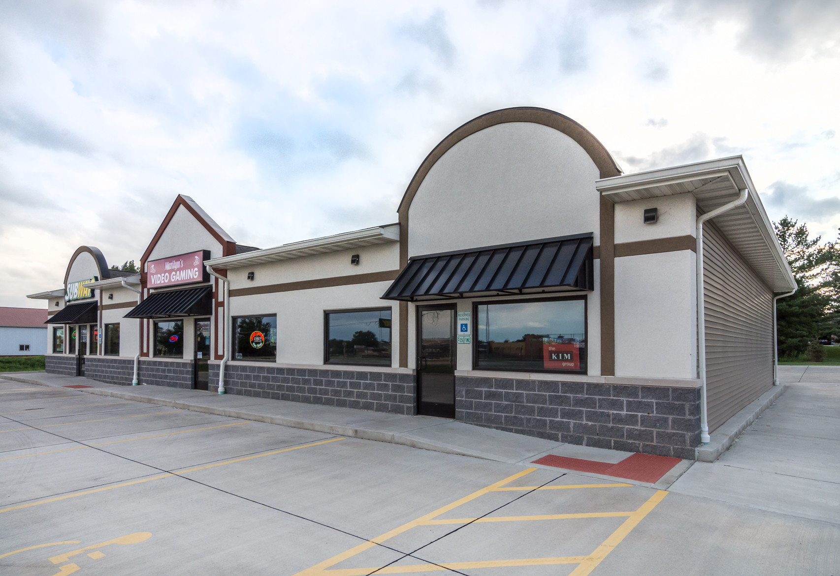 407 S 4th St, Dunlap, IL for Sale