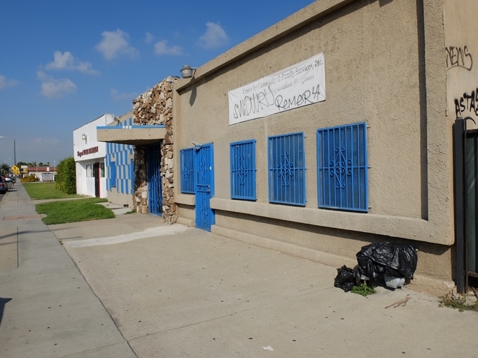 537 W Compton Blvd, Compton, CA for Sale