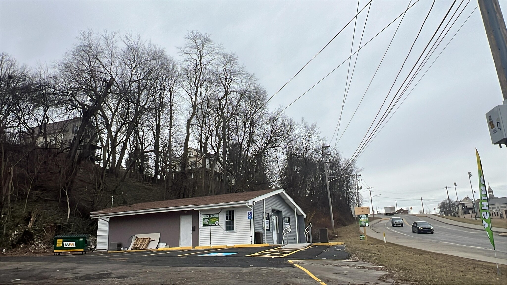 2807 College Ave, Beaver Falls, PA for Rent