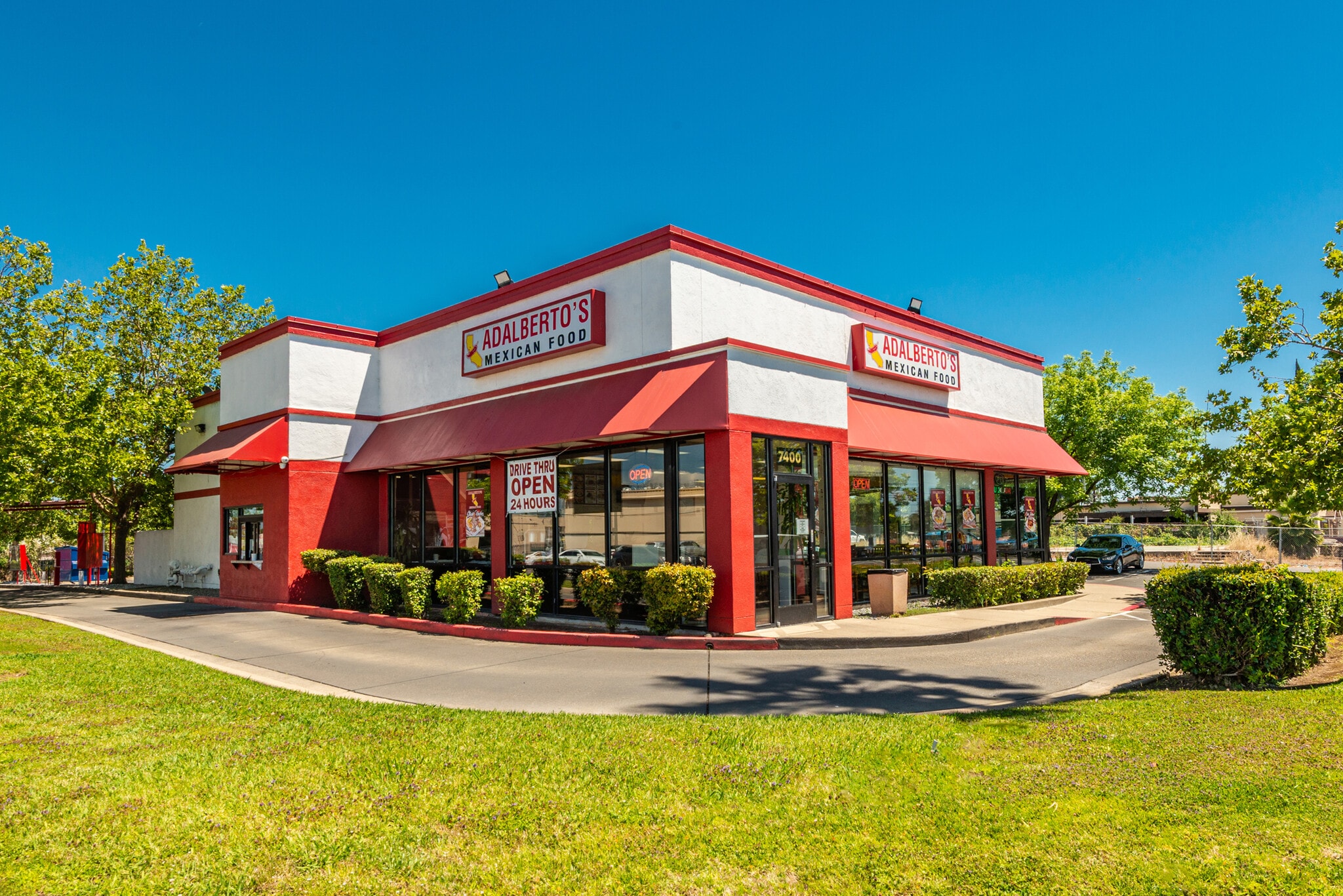 7400 Fair Oaks Blvd, Carmichael, CA for Sale