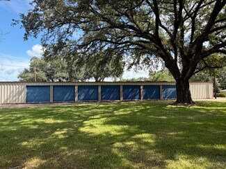Deridder, LA Self-Storage Facilities - 1902 N Pine St