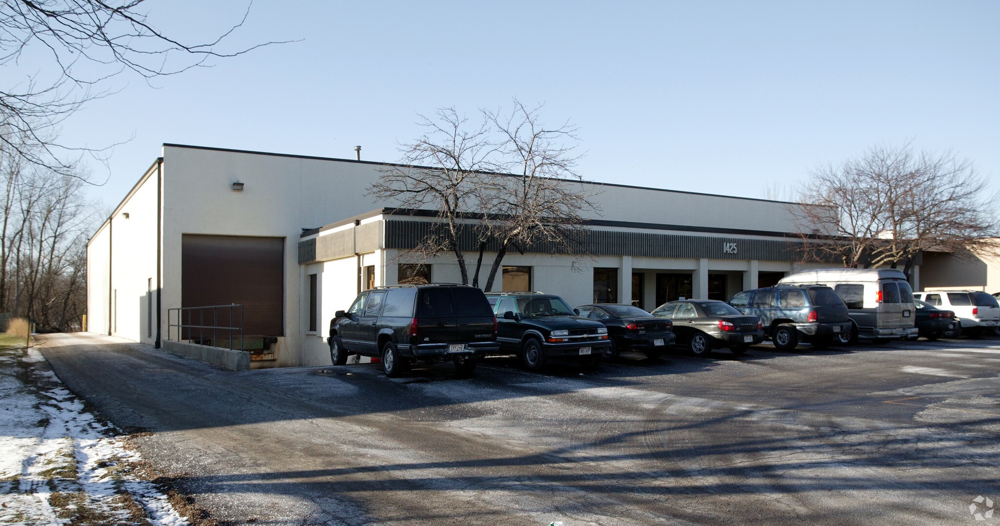 1425 Commerce Ave, Brookfield, WI for Rent