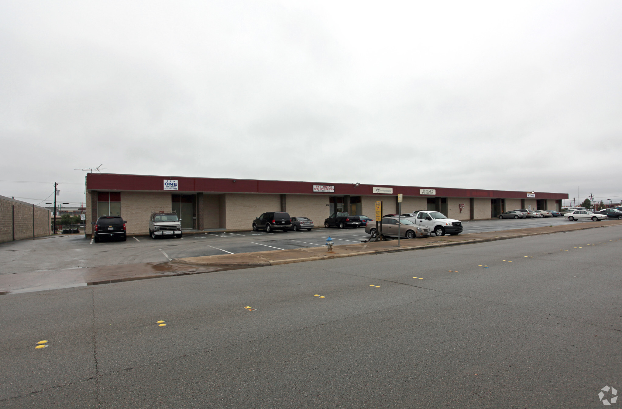 739-753 S Sherman St, Richardson, TX for Rent