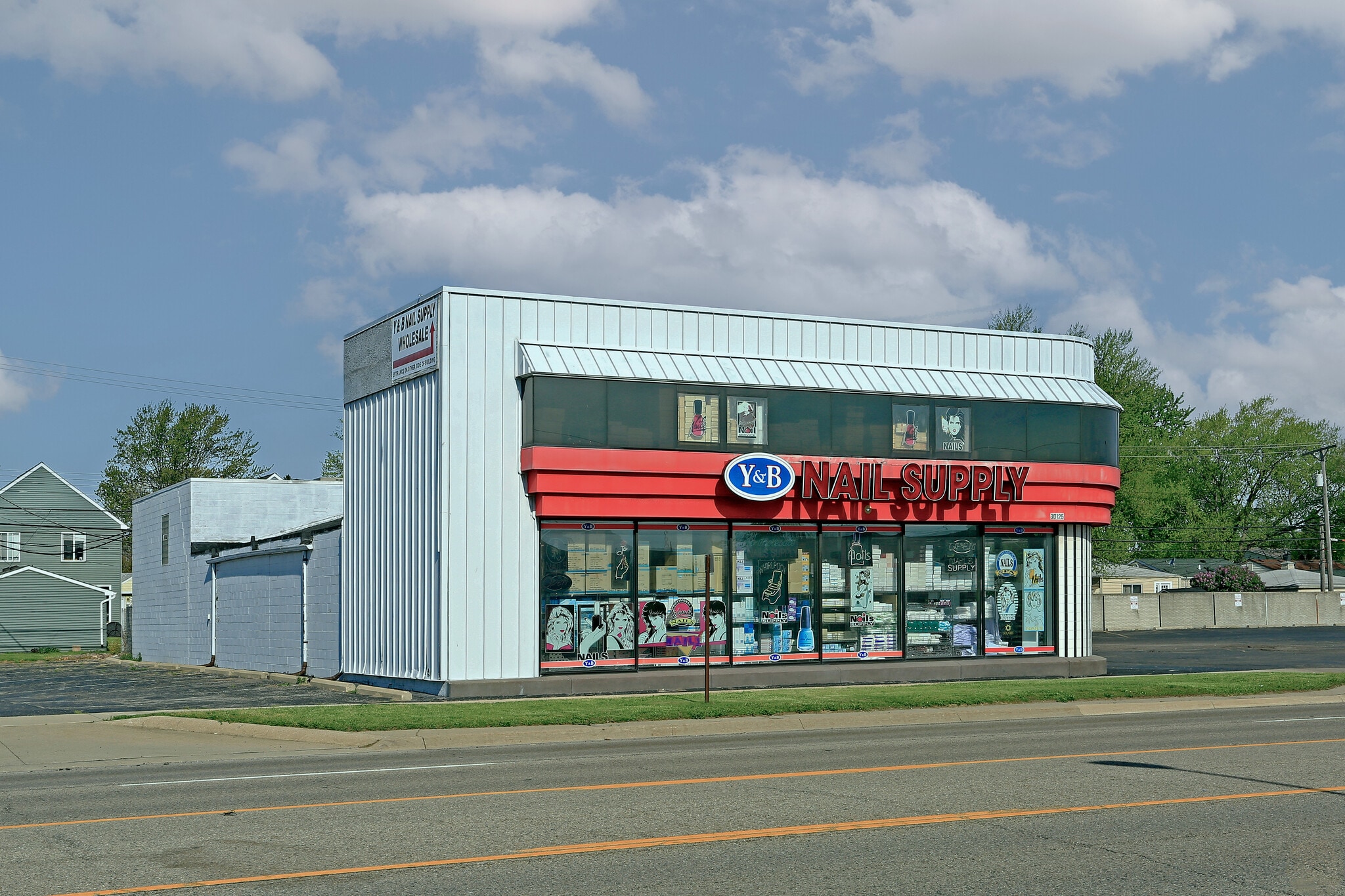 30125 John R Rd, Madison Heights, MI for Sale