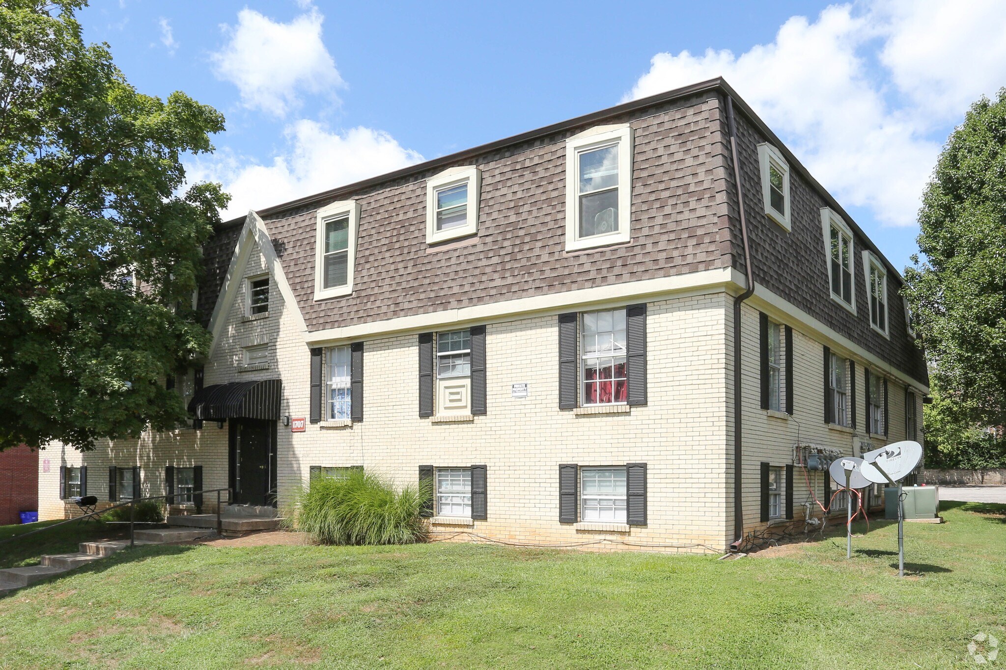 1707-1724 Versailles Rd, Lexington, KY for Sale