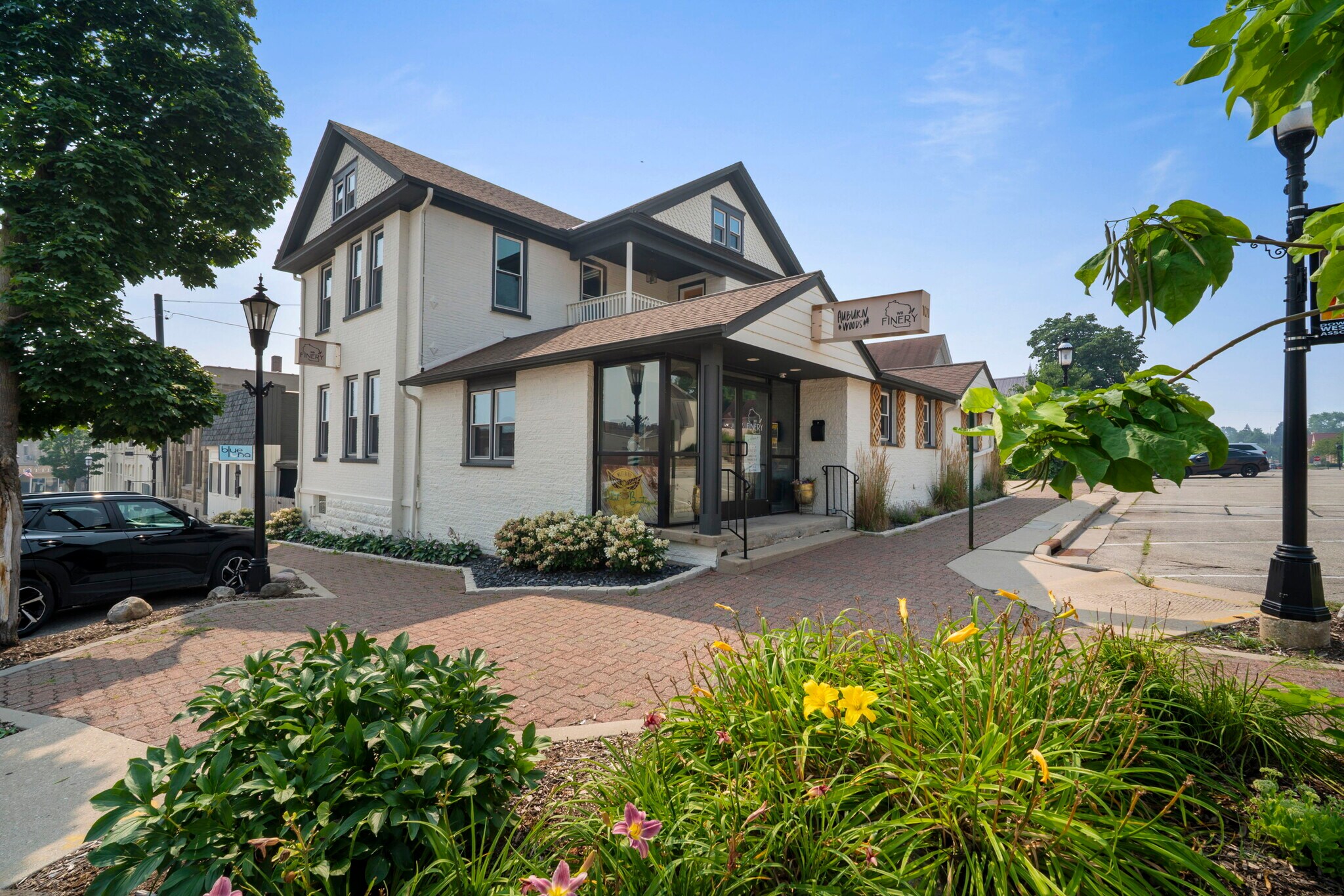 101 6th Ave, West Bend, WI for Sale