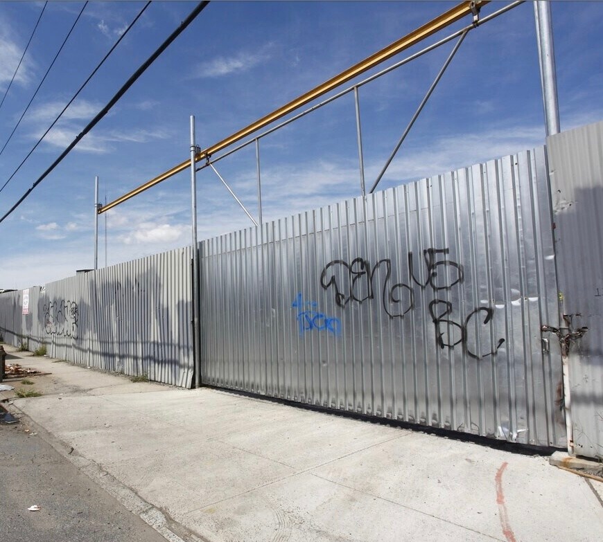 1301 Metropolitan Ave, Brooklyn, NY for Rent