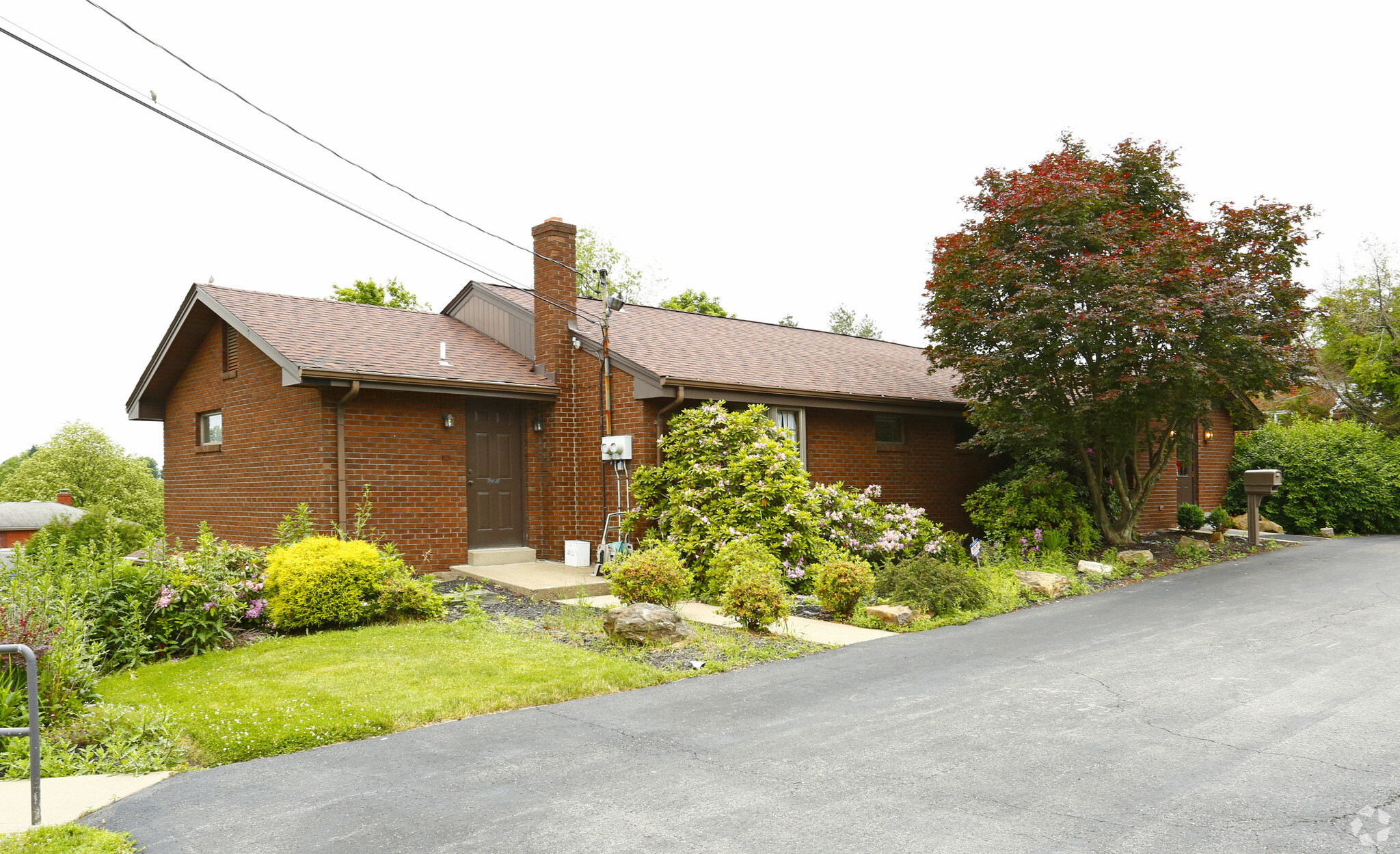 960 Beaver Grade Rd, Coraopolis, PA for Rent