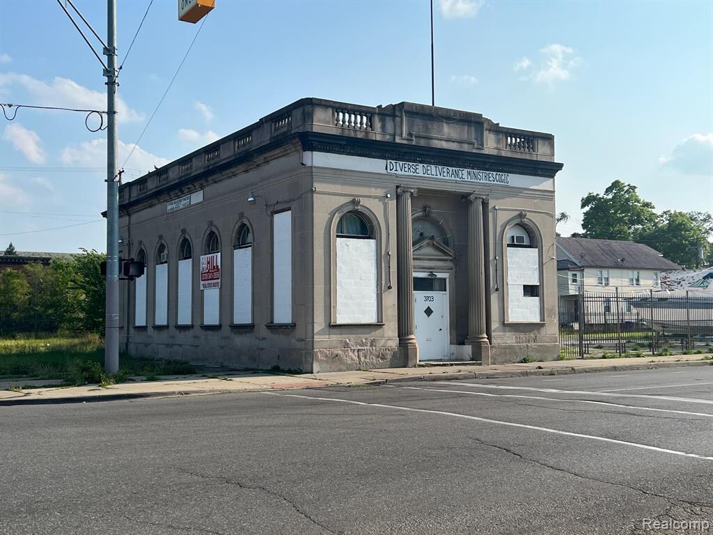 3703-3711 Fenkell St, Detroit, MI for Sale
