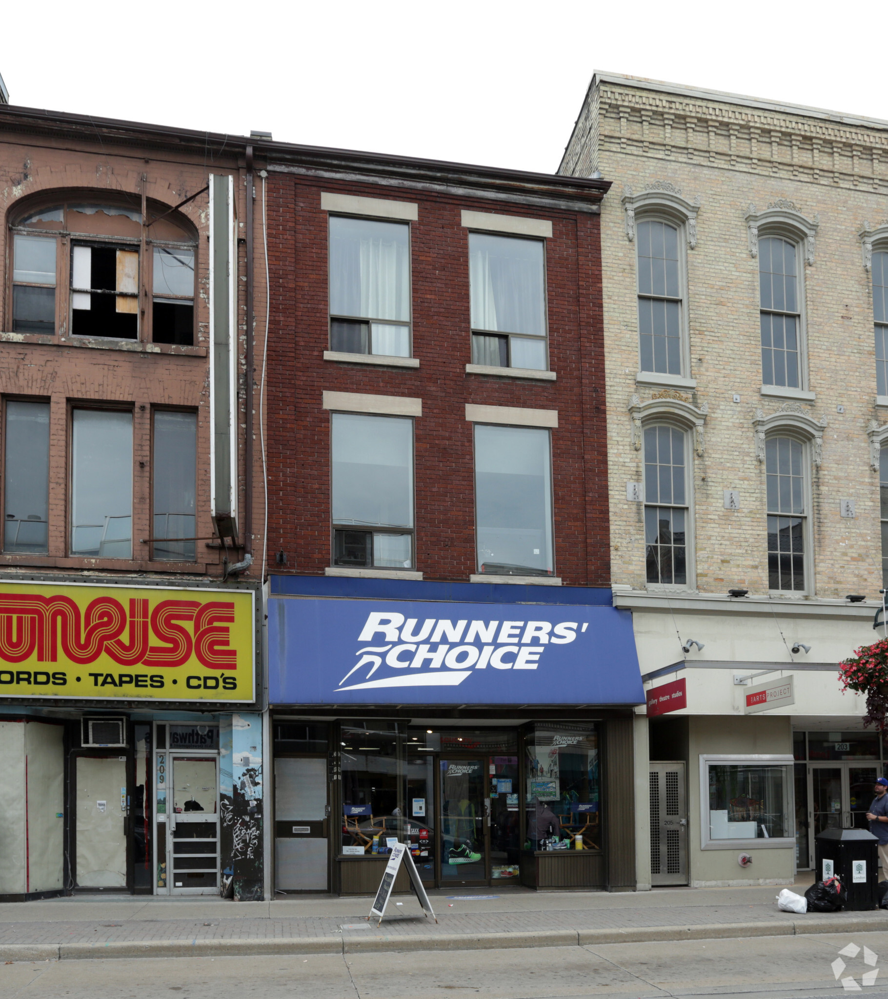 207 Dundas St, London, ON for Rent