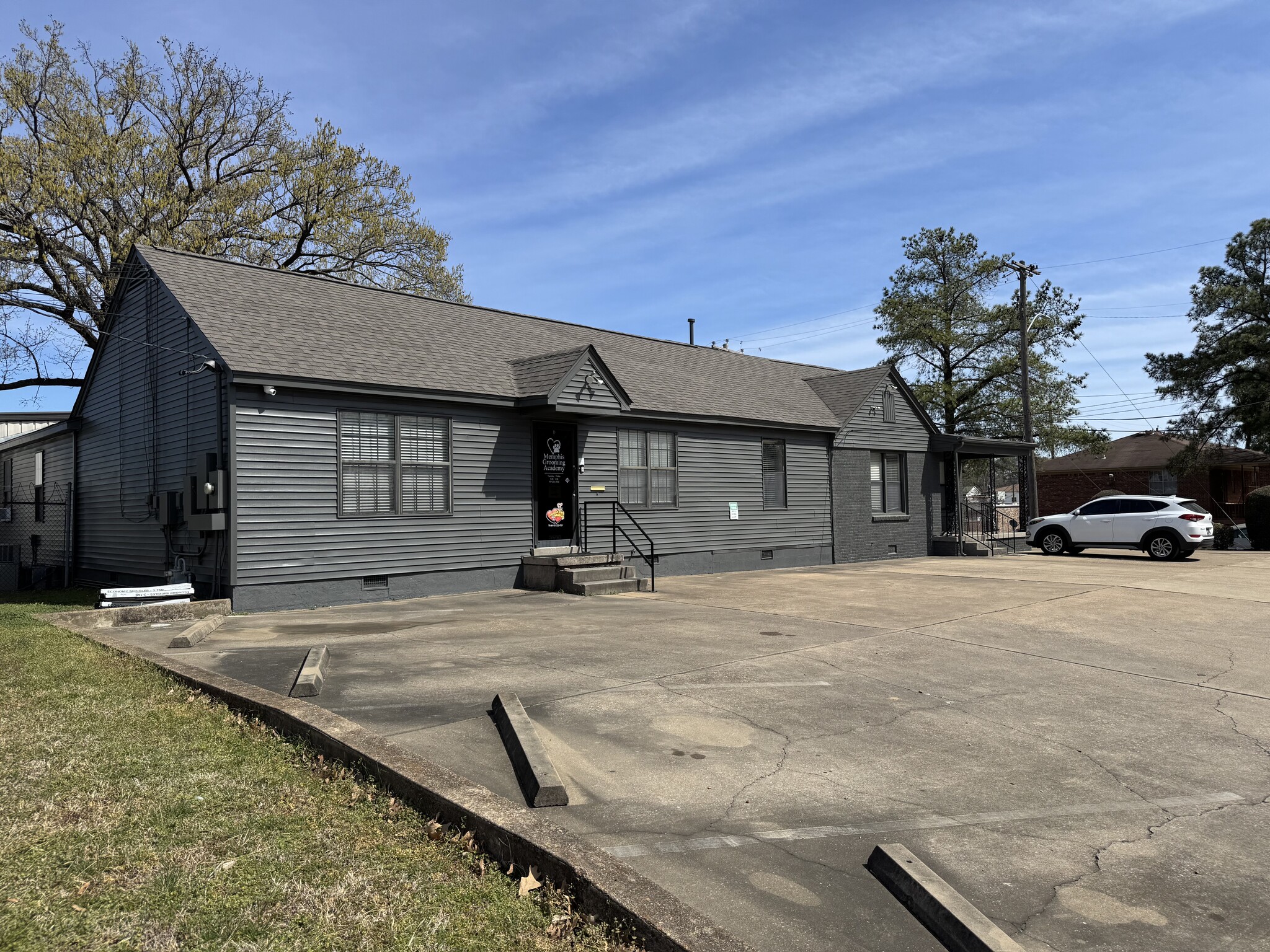 3594 Forest Ave, Memphis, TN for Sale