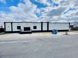 Seguin, TX Flex - 1115 N Bowie St