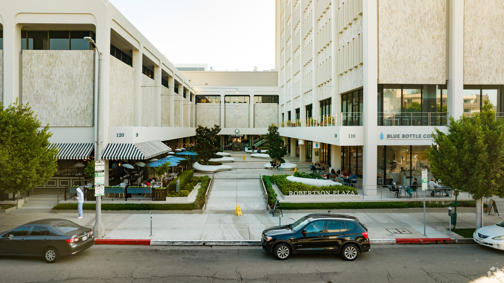 116-120 N Robertson Blvd, West Hollywood, CA for Rent