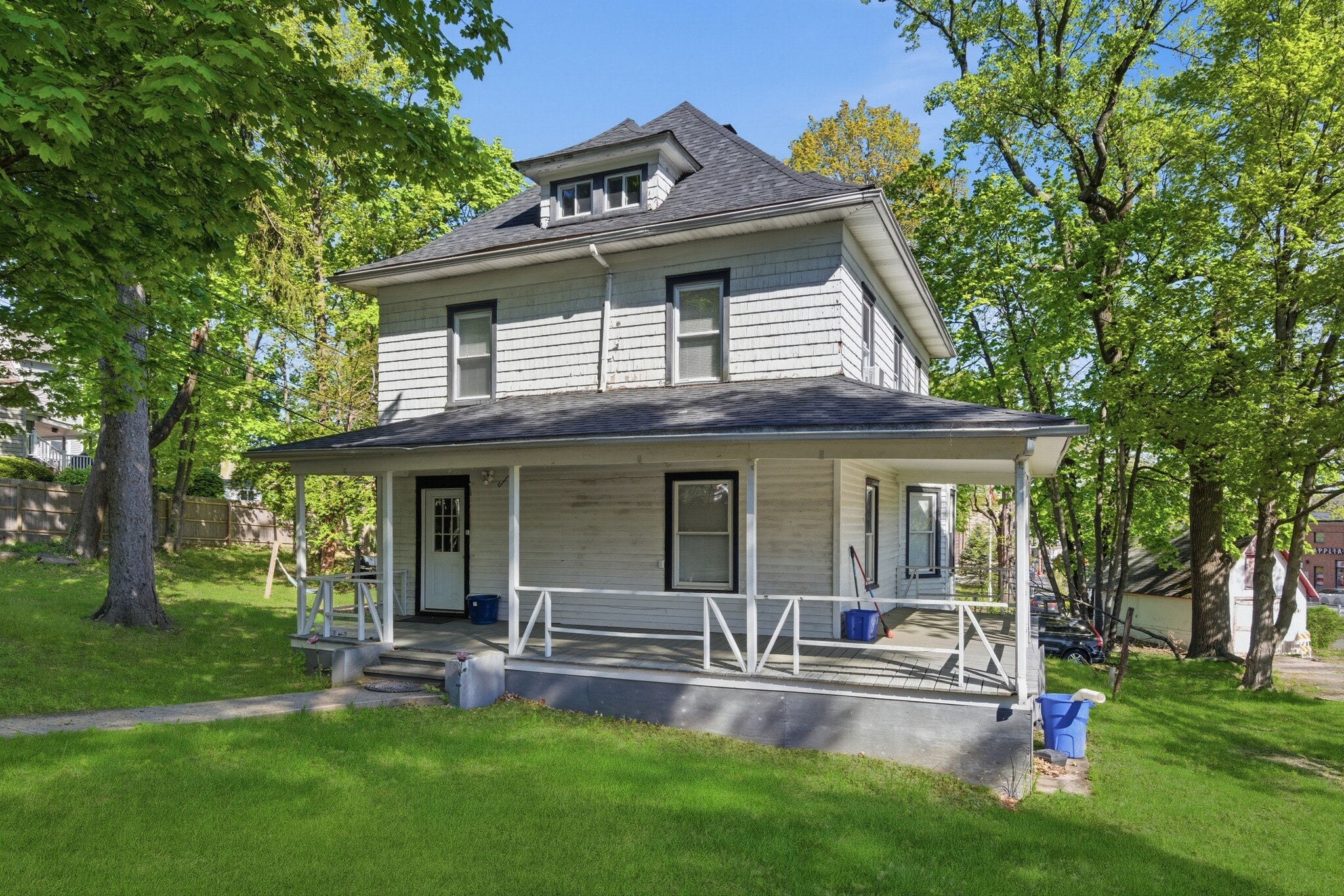 17 Crescent Dr, Huntington, NY for Sale