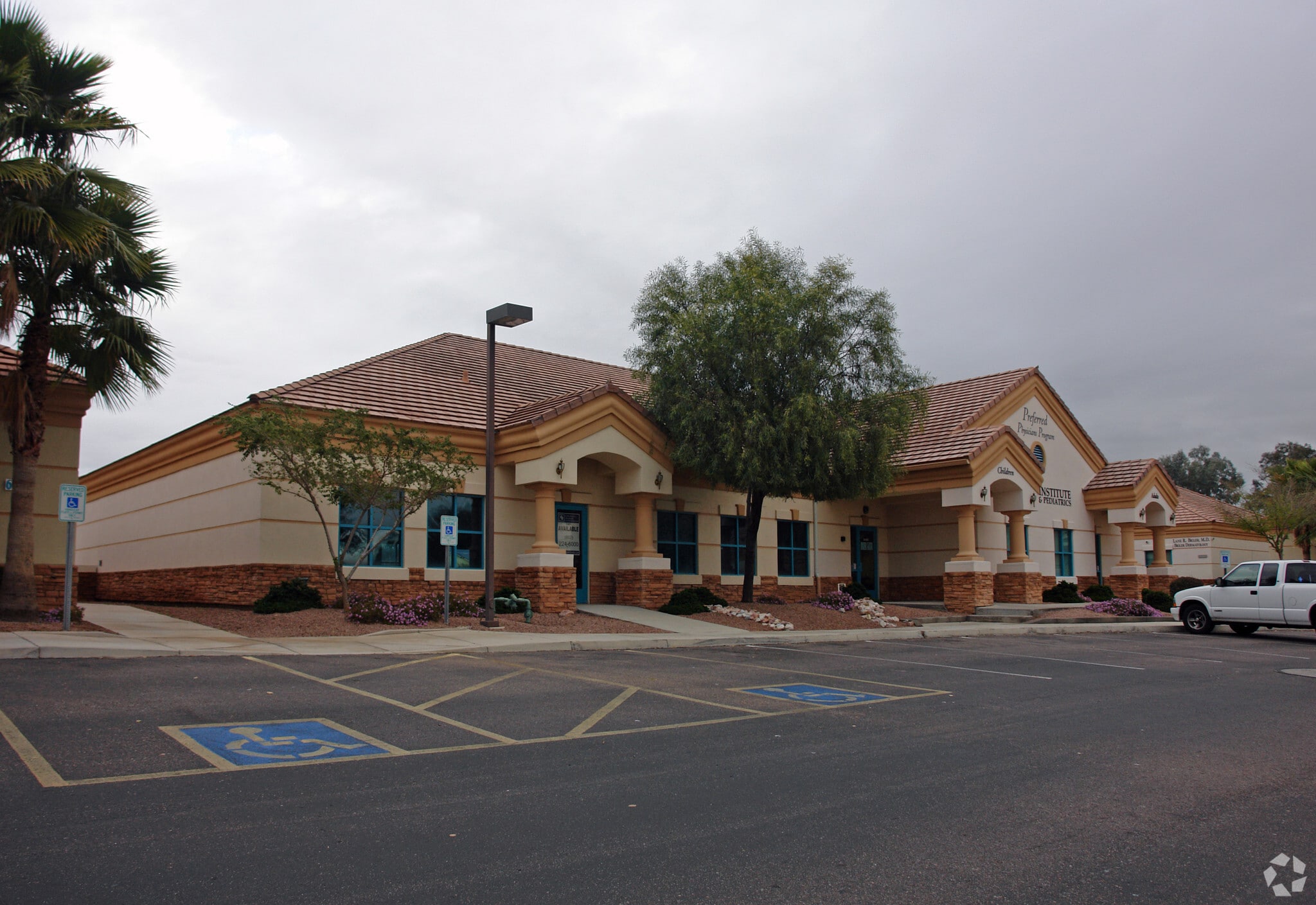 6828 E Brown Rd, Mesa, AZ for Rent