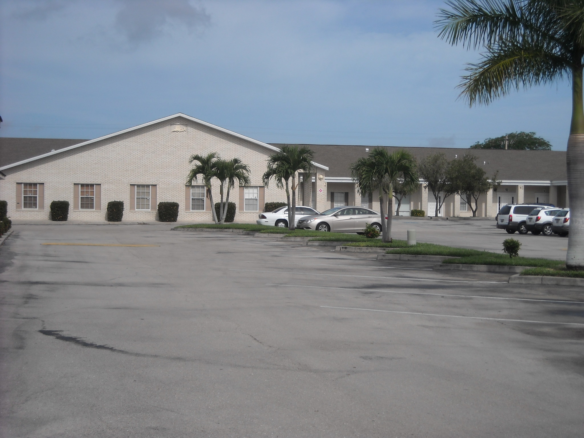 3660 Central Ave, Fort Myers, FL for Rent