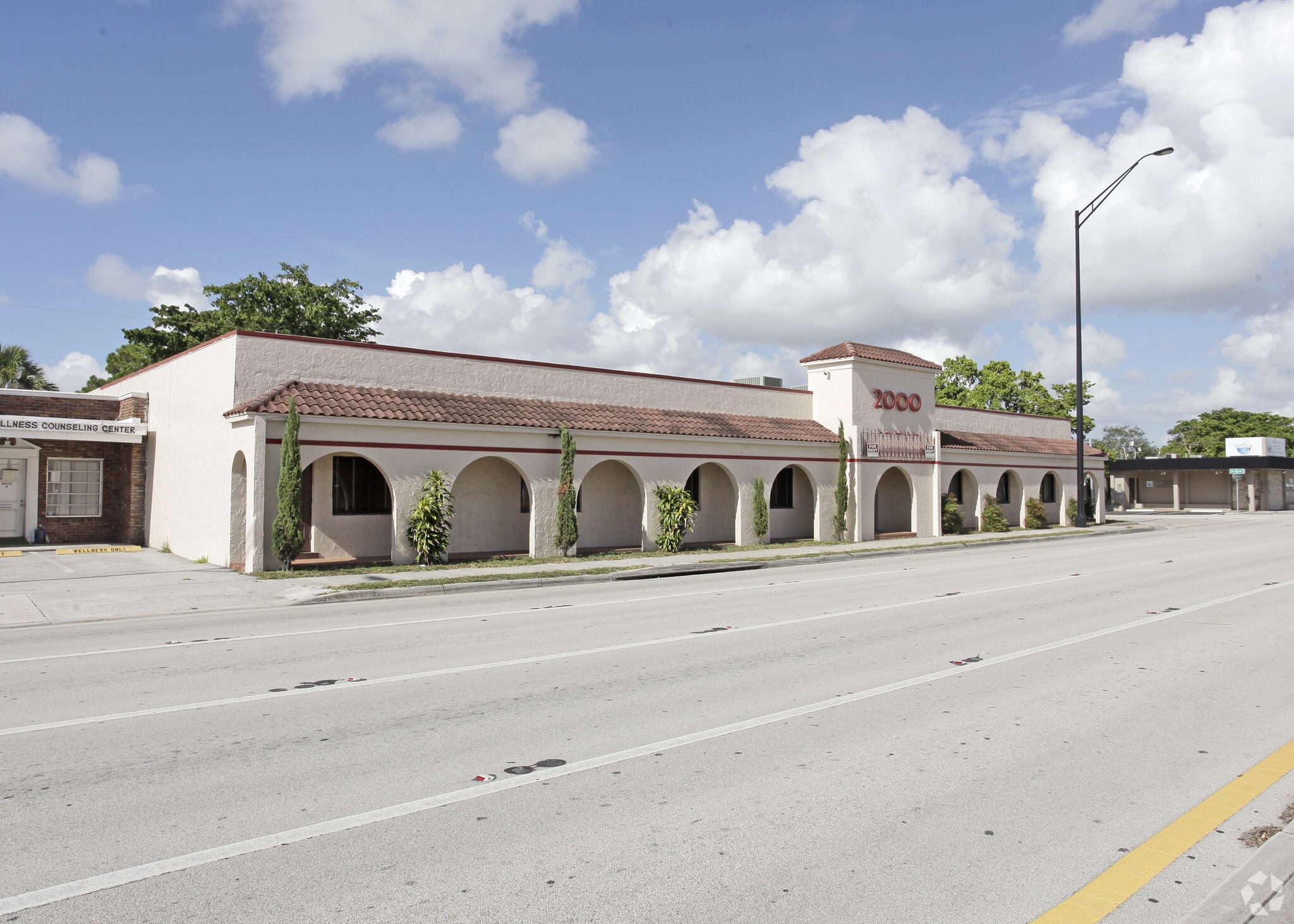 2000 E Oakland Park Blvd Fort Lauderdale, FL 33306 Office Property