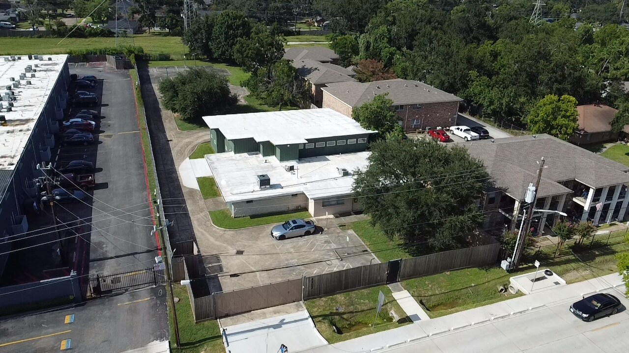 4202 Sherwood Ln, Houston, TX for Rent