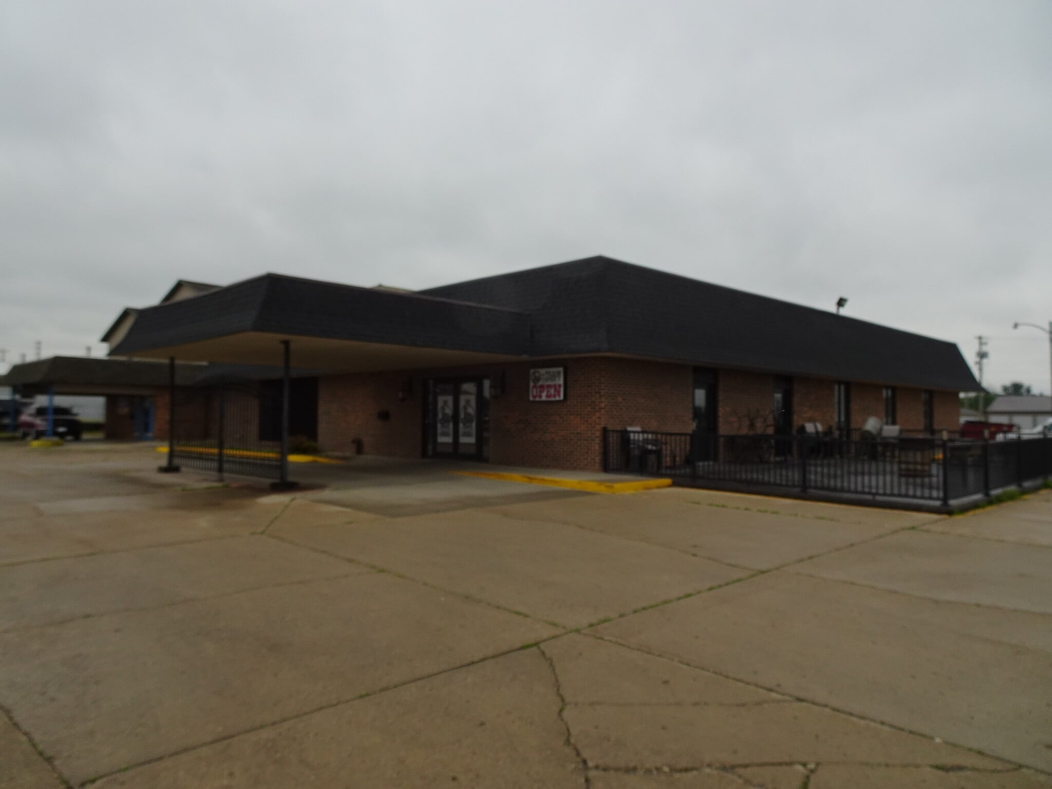 1113 2nd Ave, Sheldon, IA for Sale