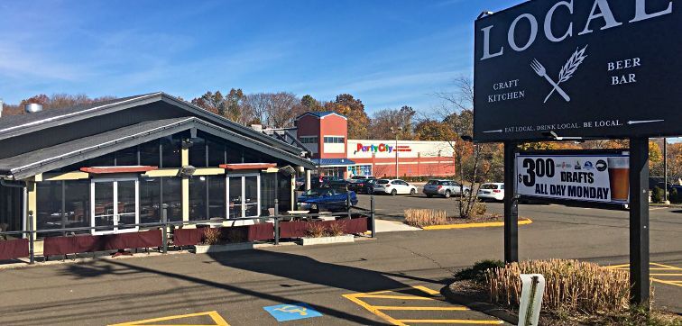 850 W Main St, Branford, CT for Sale