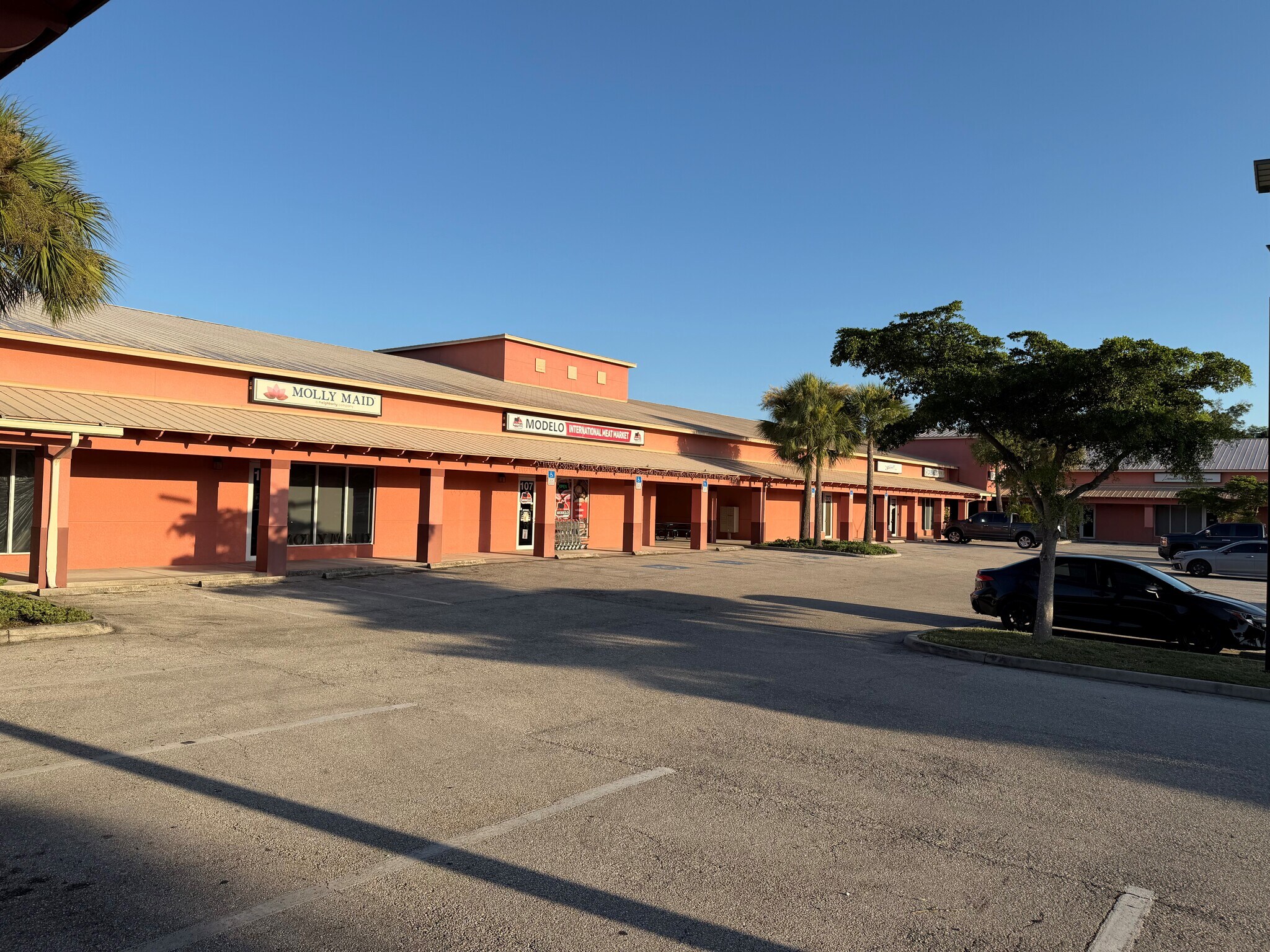 10650 Metro Pky, Fort Myers, FL for Rent