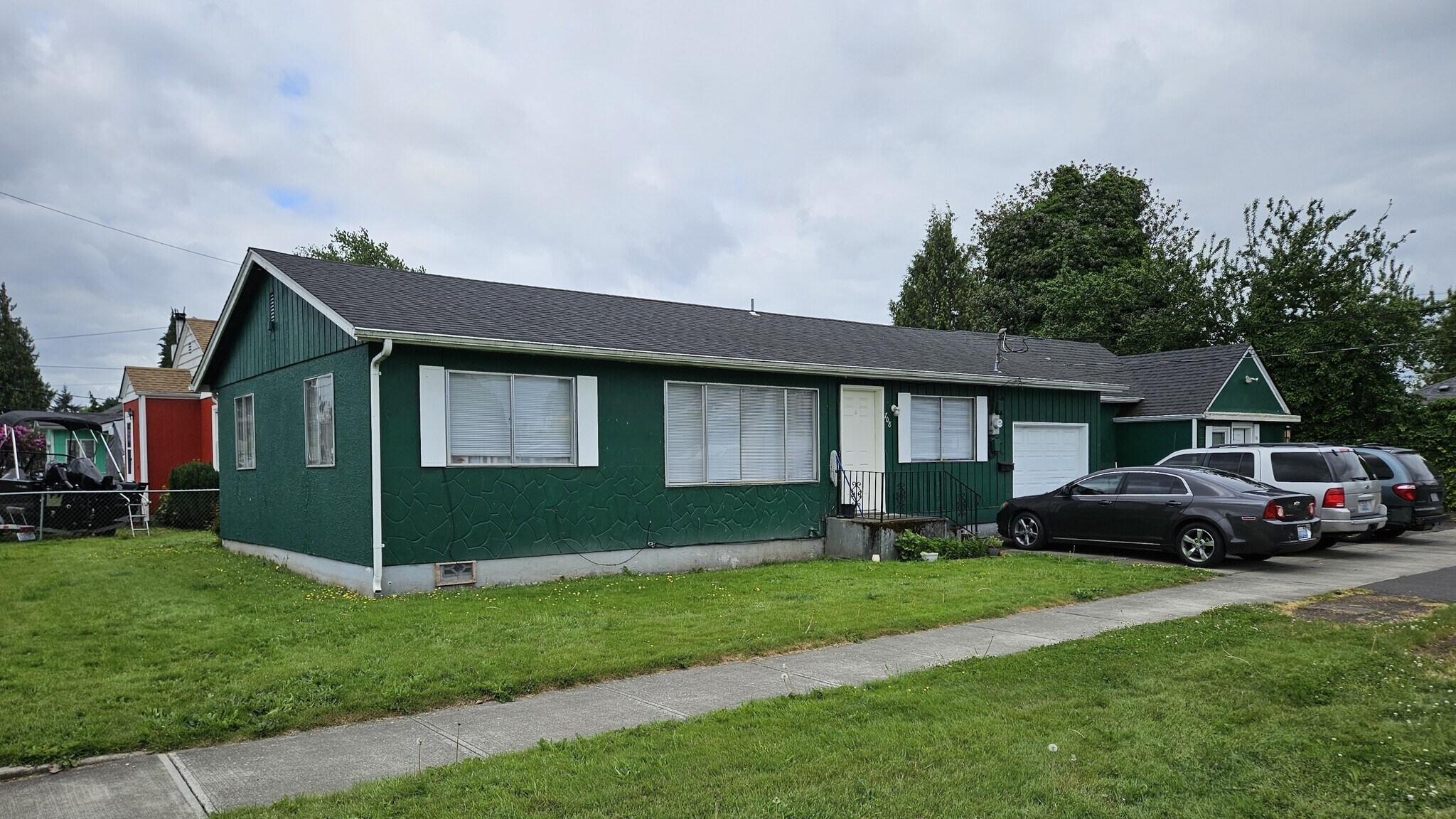 706 Laurel St, Kelso, WA for Sale