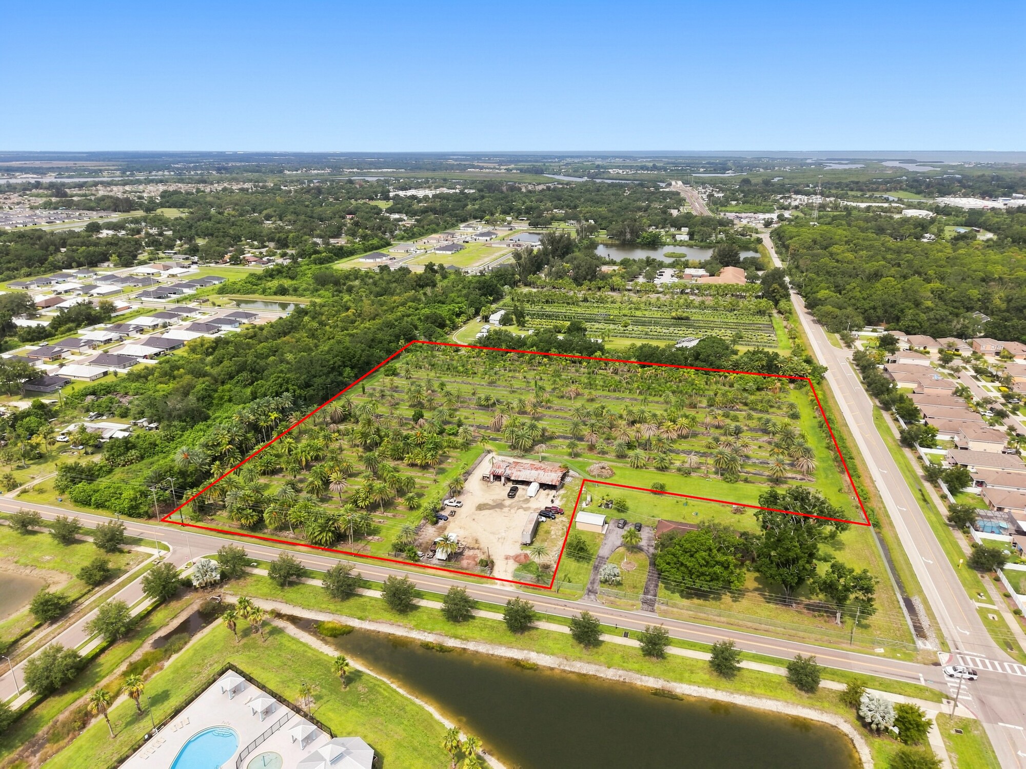 1405 6th St SE, Ruskin, FL for Sale