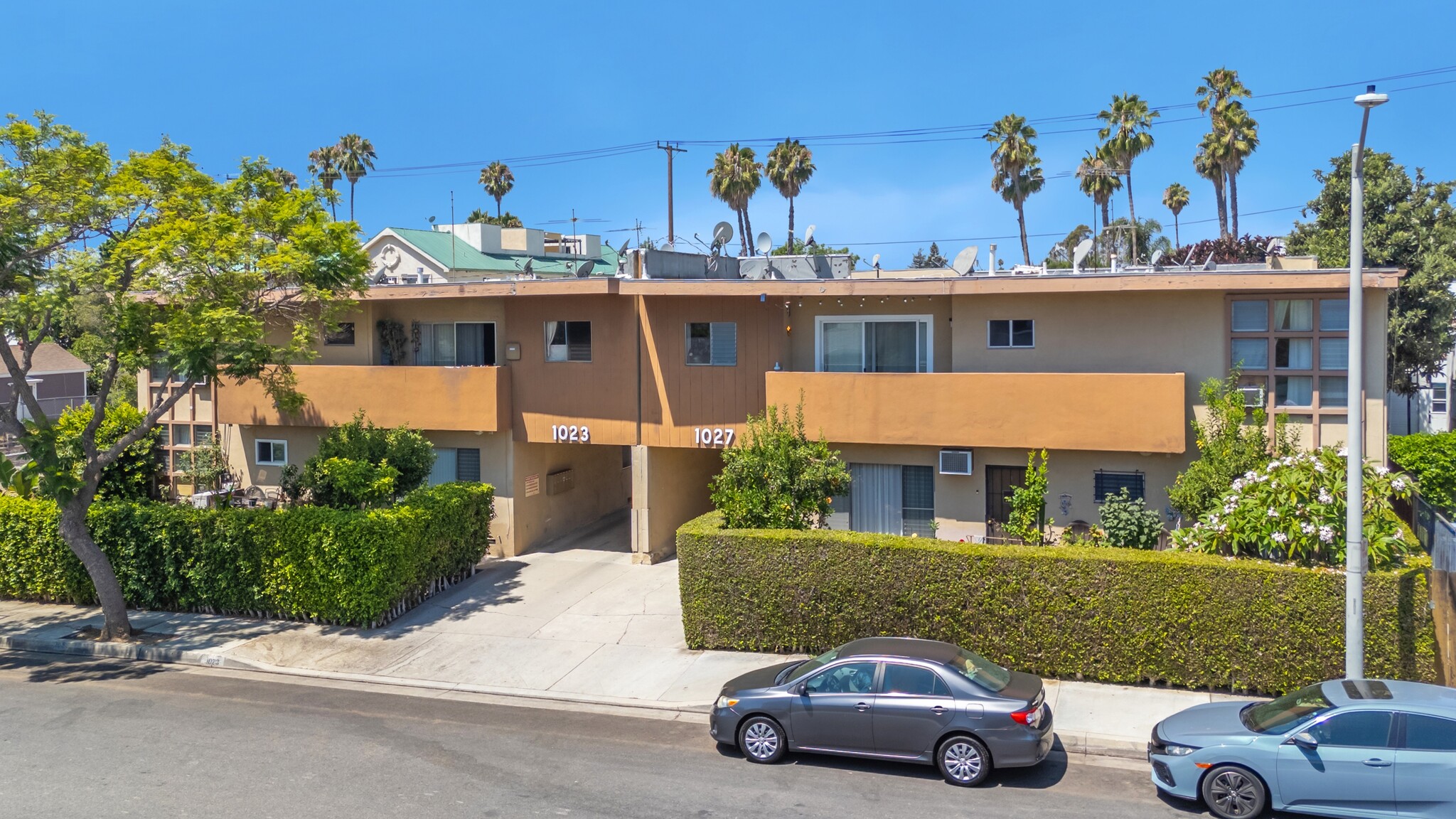 1023-1027 N Sierra Bonita Ave, West Hollywood, CA for Sale