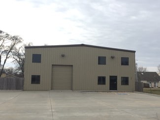 Lawrence, KS Warehouse - 1221 E 25th St