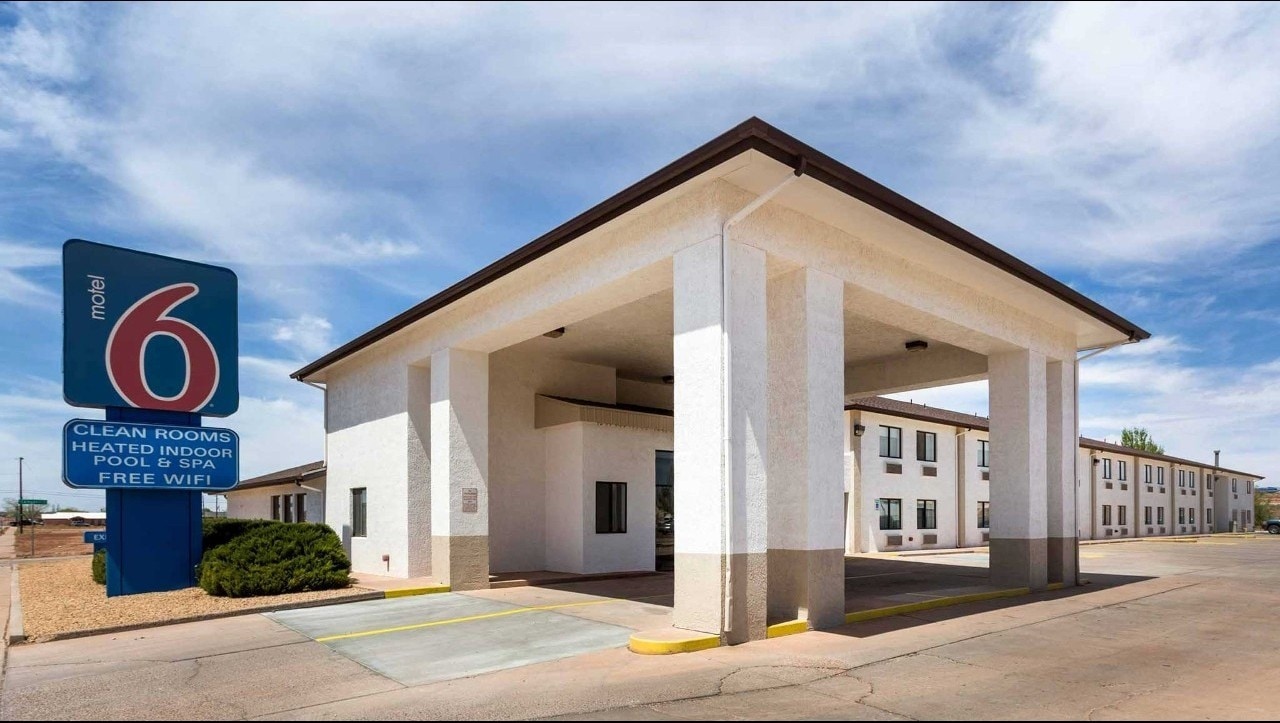520 W Desmond St, Winslow, AZ for Sale