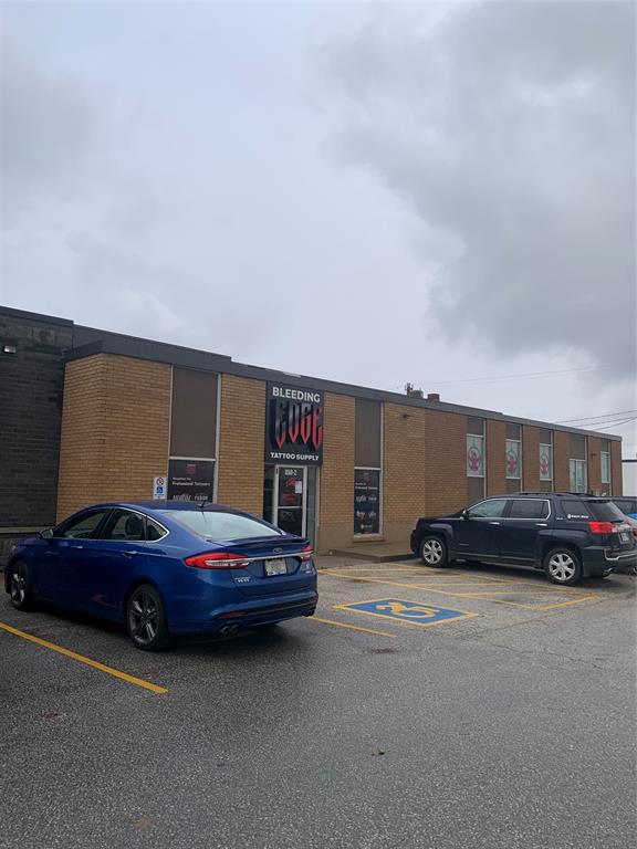 850 Confederation St, Sarnia, ON for Rent