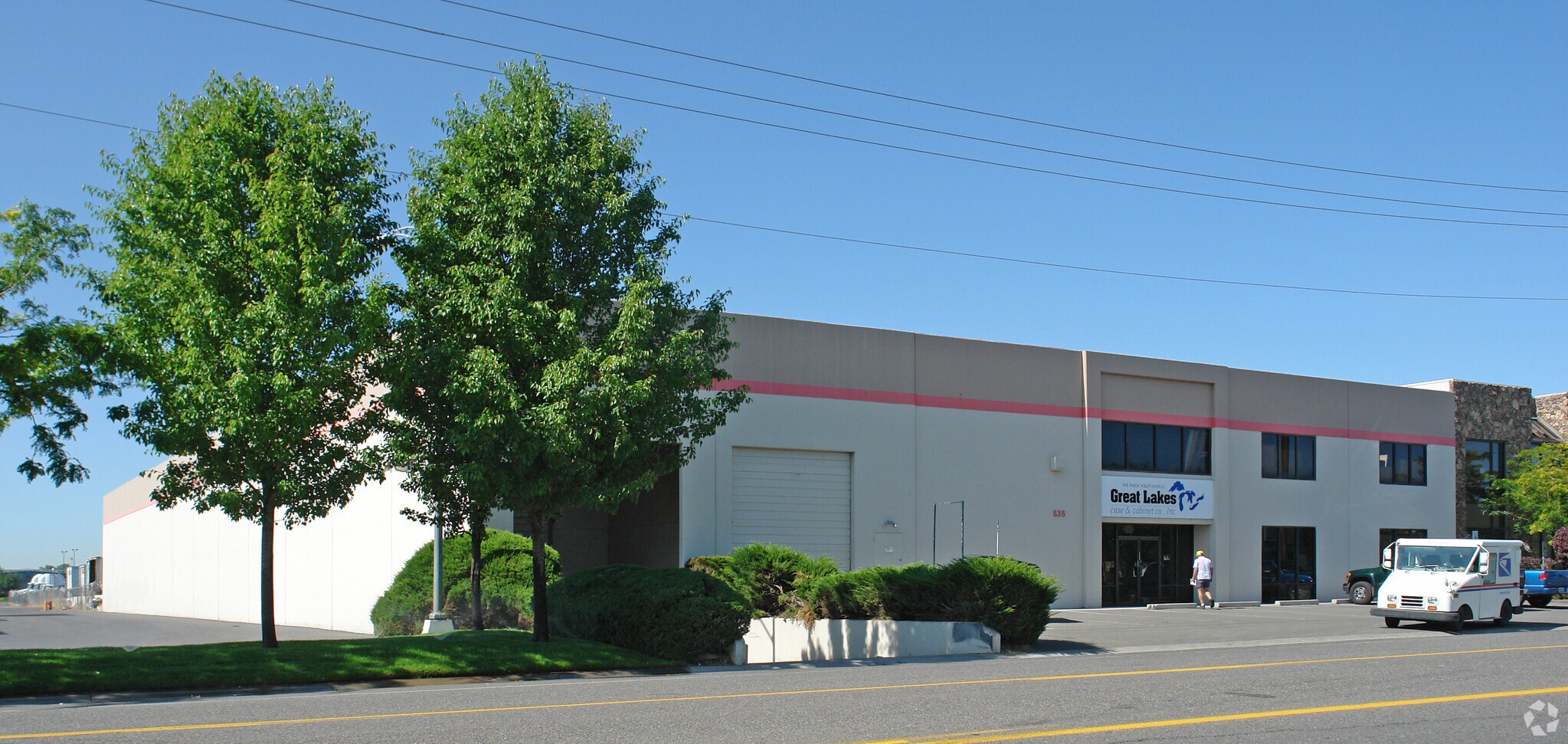 535565 E Glendale Ave Sparks, NV 89431 Industrial Property for Sale on