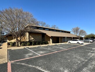 Arlington, TX Office/Medical - 910 N Davis Dr