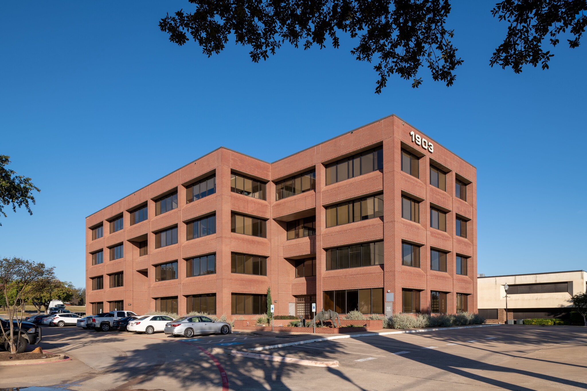 1903 Central Dr, Bedford, TX for Rent