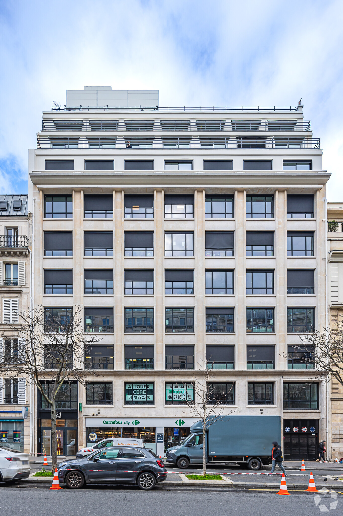 24 Avenue Hoche, Paris, PAR for Rent