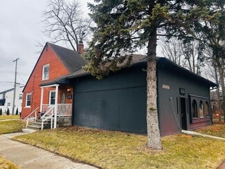 Dearborn Heights, MI Flex - 26101 W Warren St