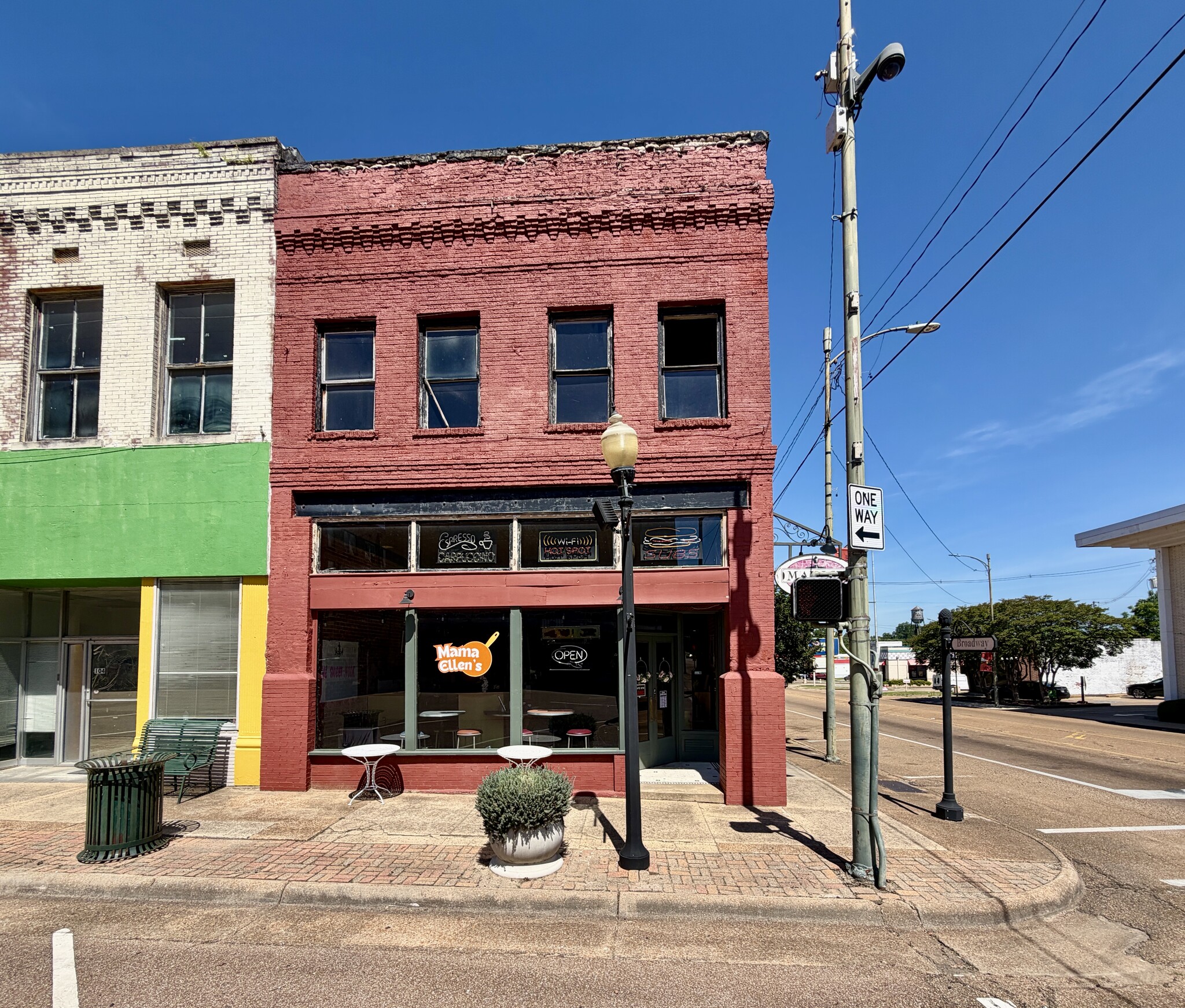 100 S Main St, Yazoo City, MS for Sale